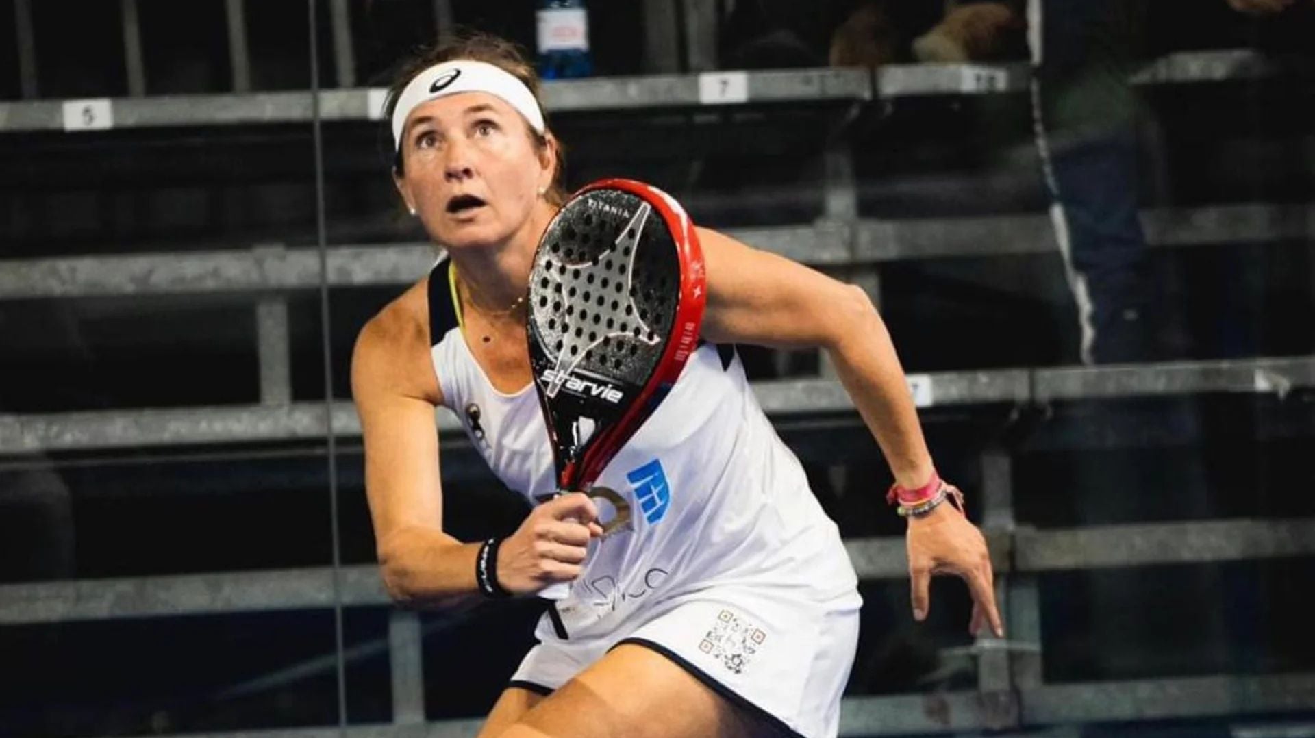 EM CONVERSA COM CAROLINA NAVARRO