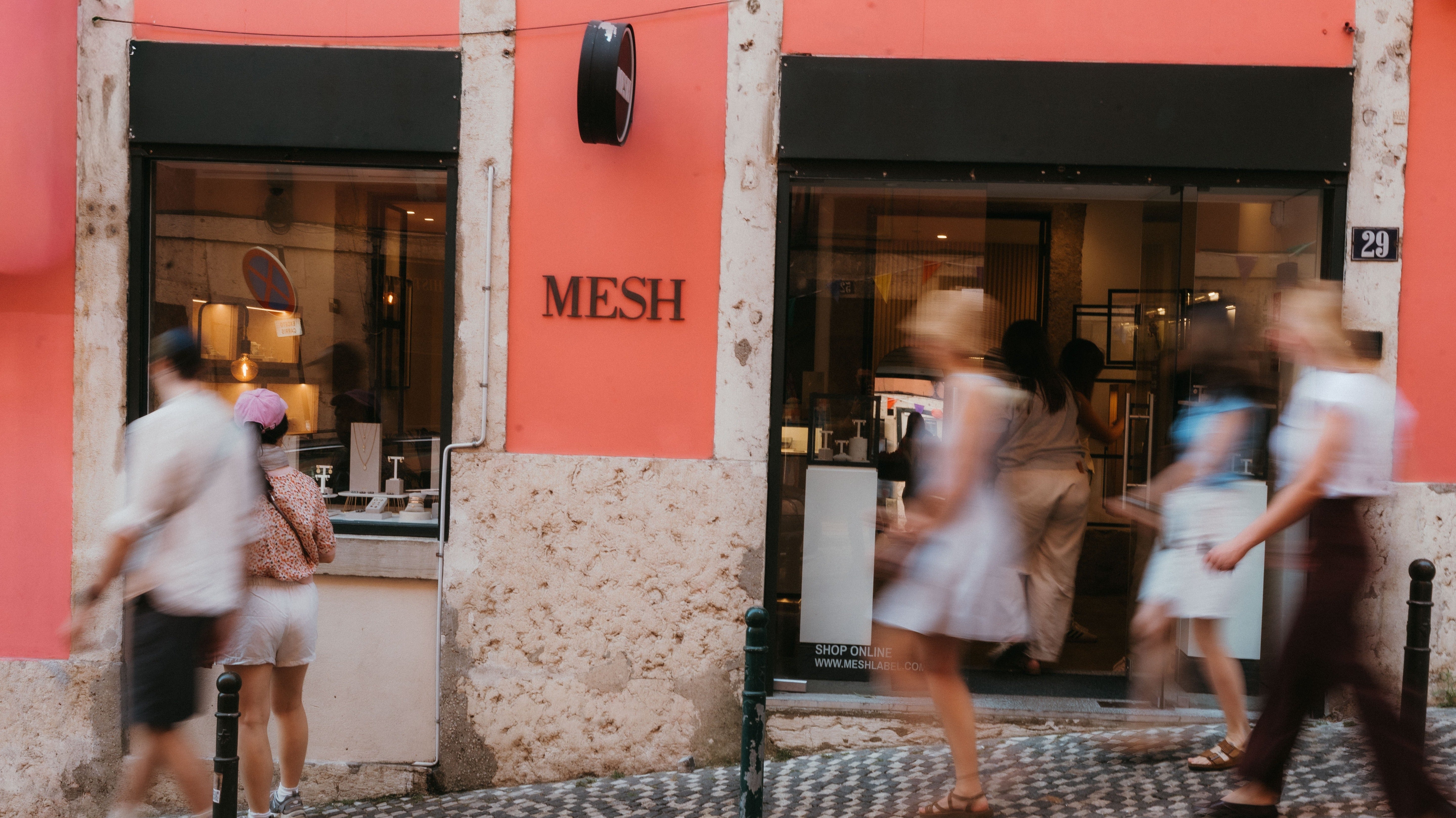 CLUB MESH takes Lisbon