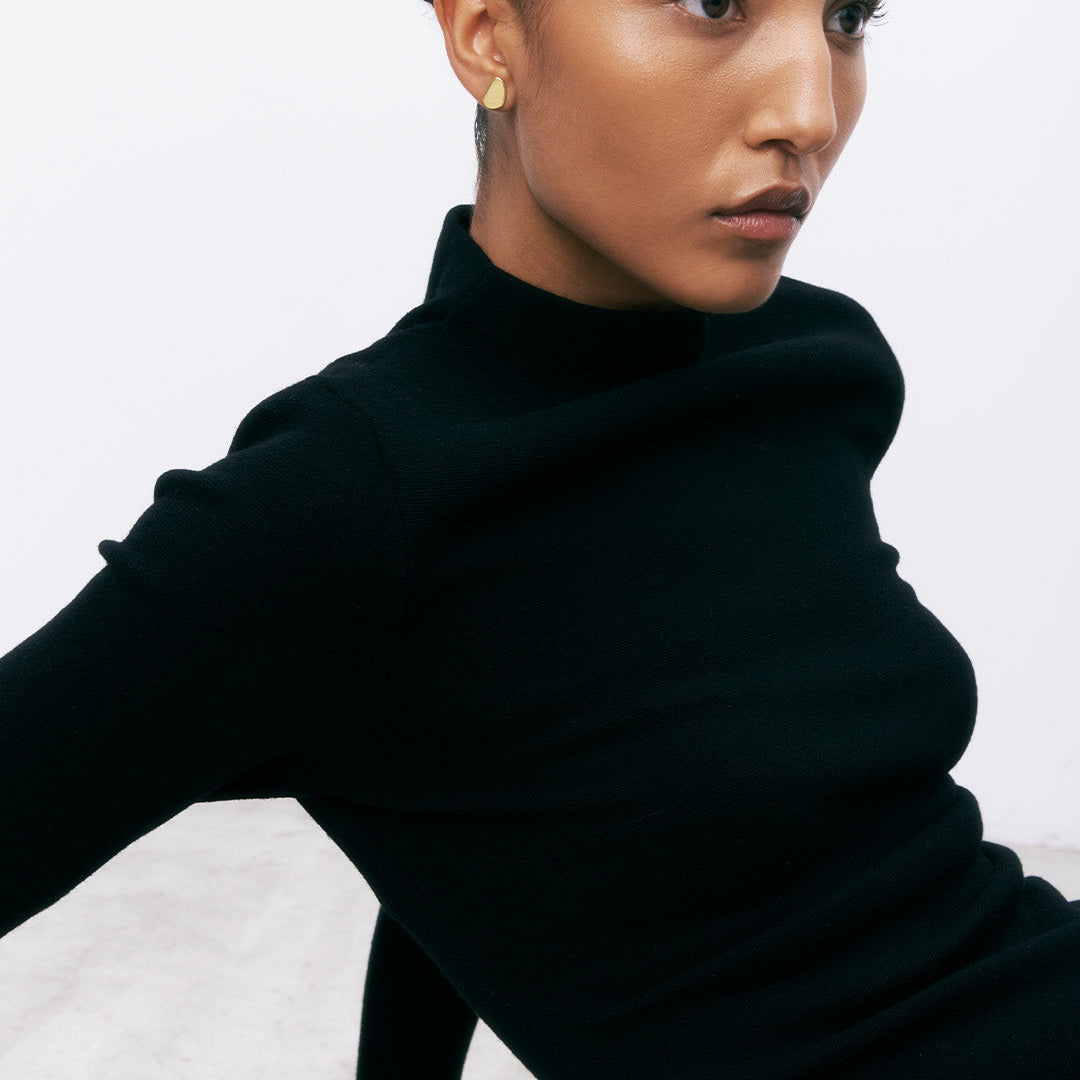 Brincos irregluares de prata 925 com banho de ouro 18K em modelo