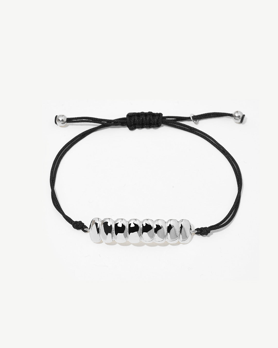 Pulseira de algodão ajustável com detalhe em prata 925 com banho de ródio