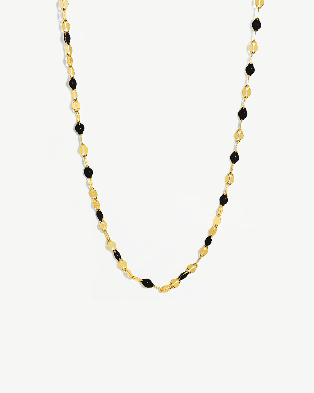 Colar malha coffee em prata 925 com esmalte colorido.