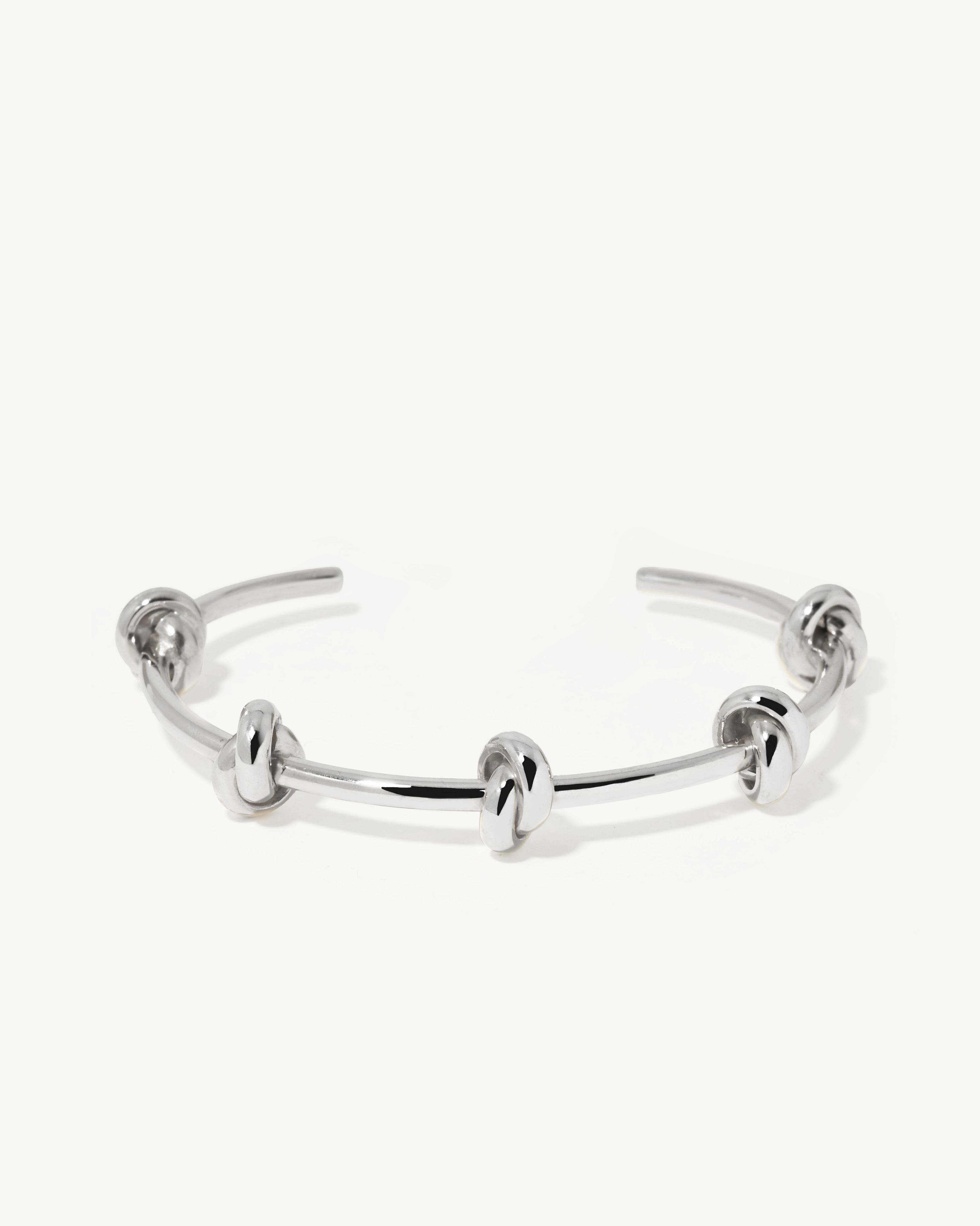 Escrava com nós statement de prata 925.