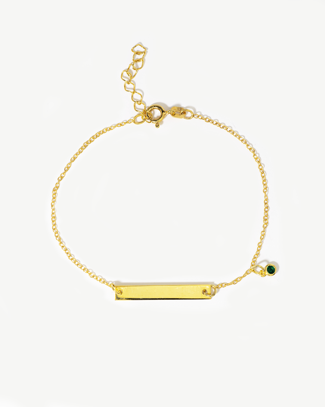 Pulseira com placa personalizável em prata 925 com banho de ouro 18K e zircónia verde.