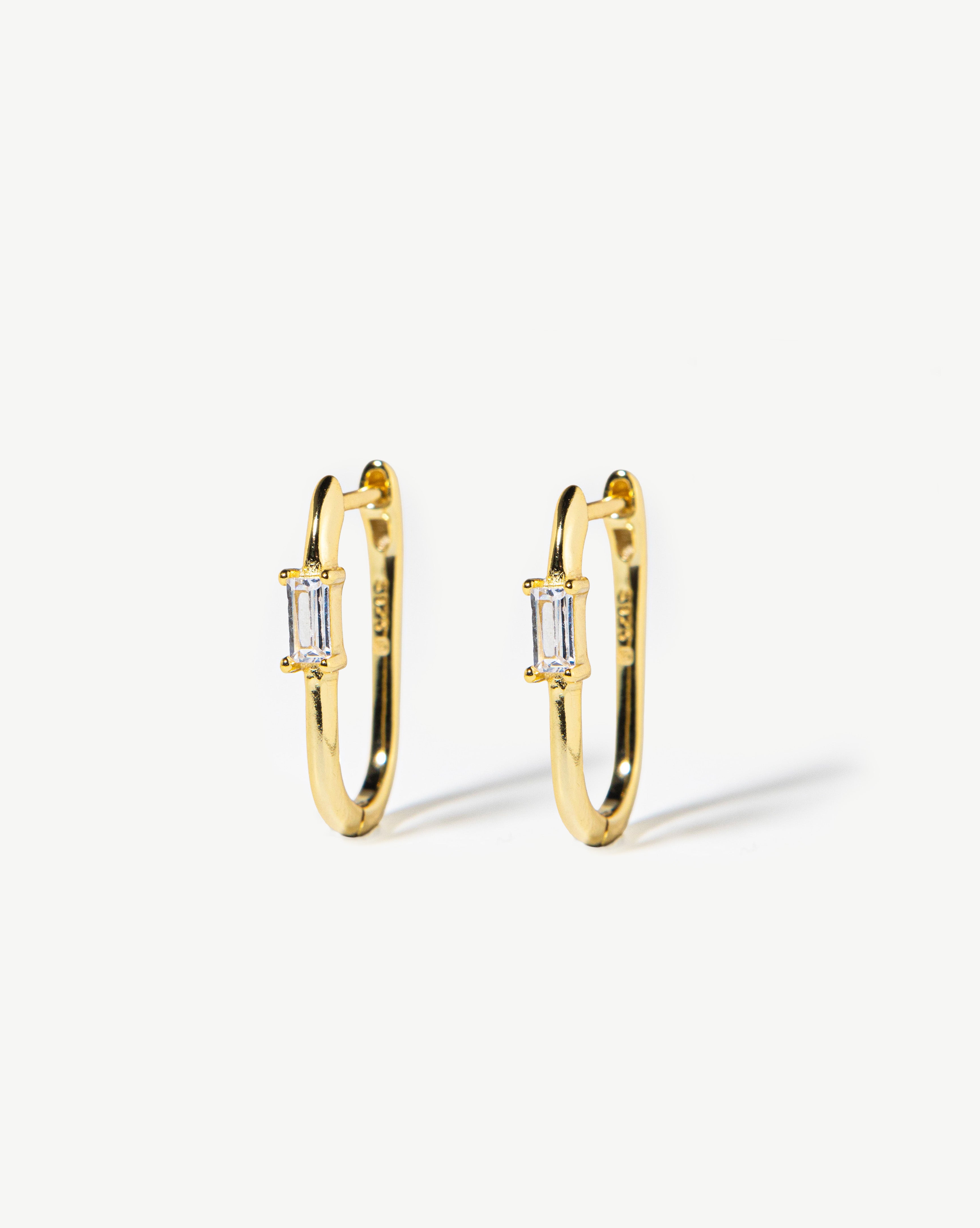 Brincos de prata 925 com banho de ouro 18K e zircónias cúbicas.