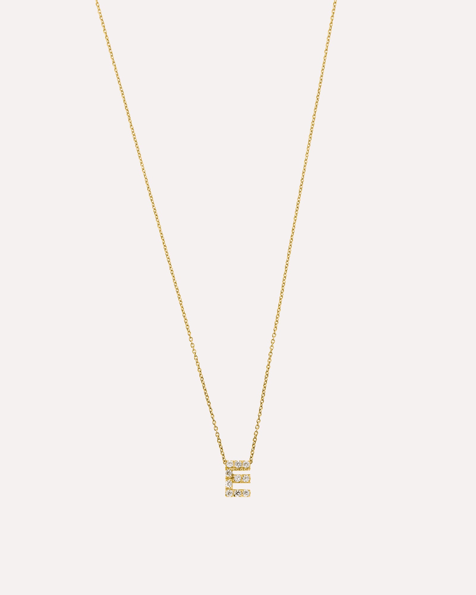 Colar letra inicial em prata