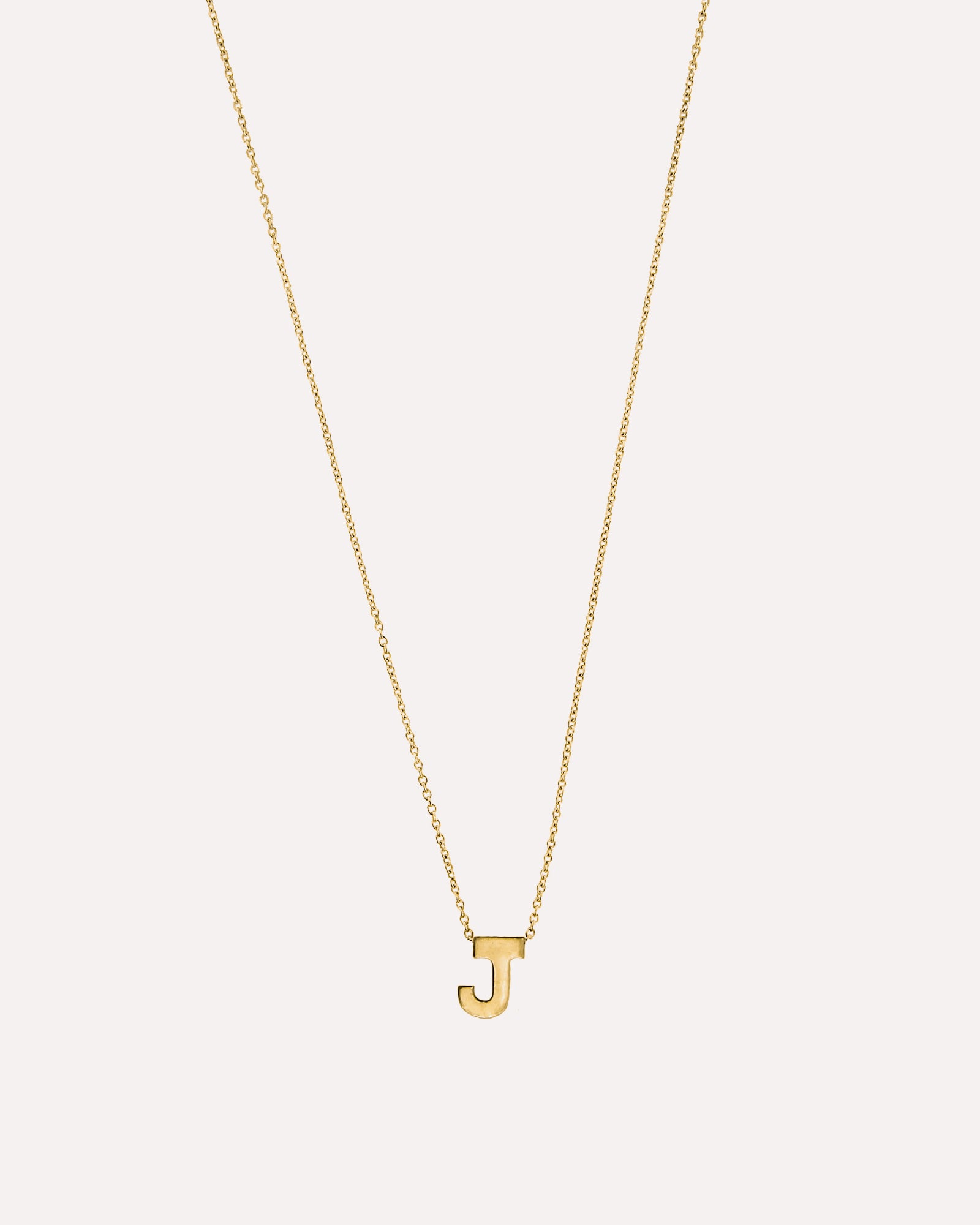 Colar letra inicial em prata