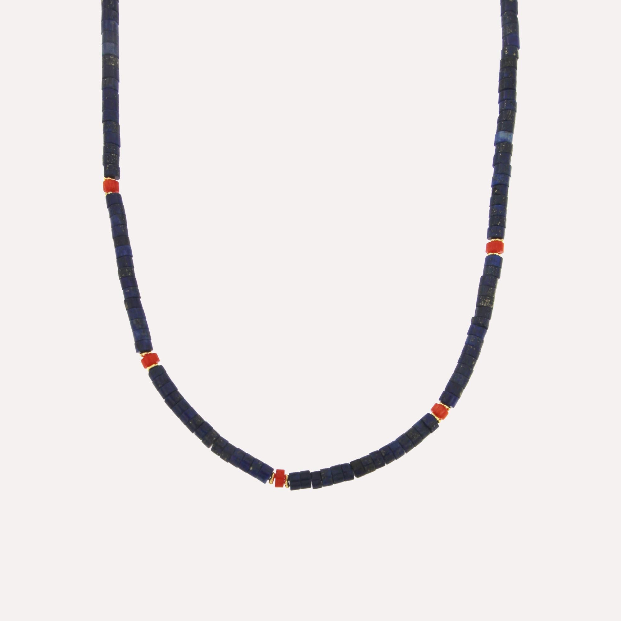 Colar em prata 925 com banho de ouro 18K e pedras naturais.