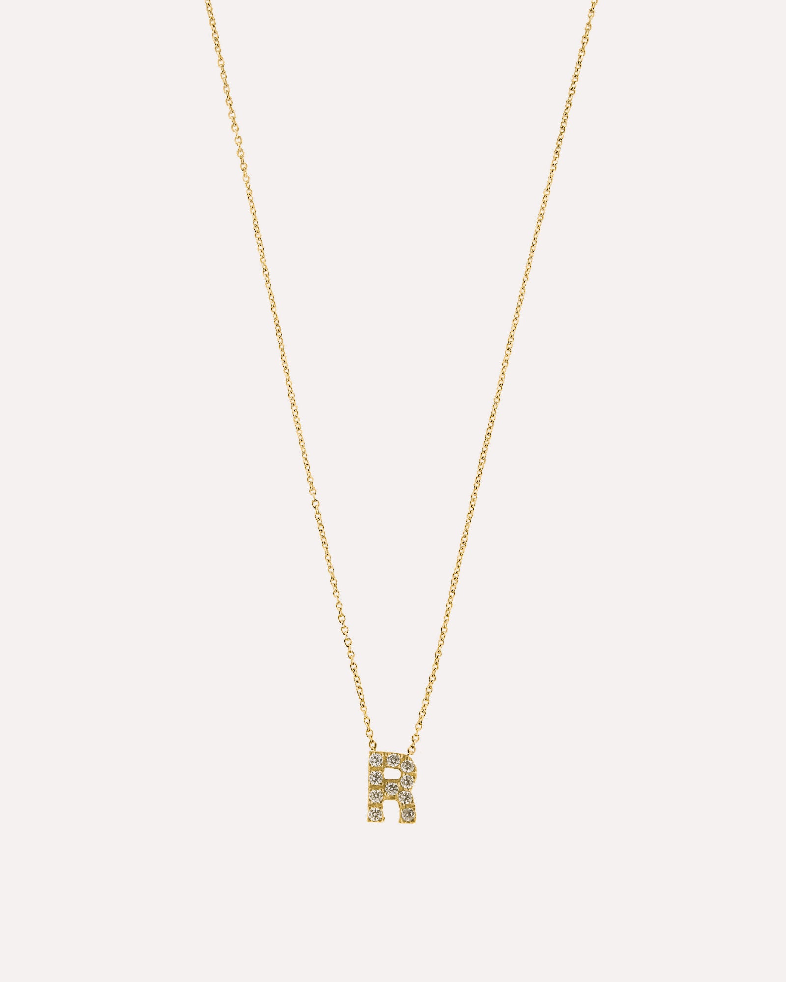 Colar letra inicial em prata