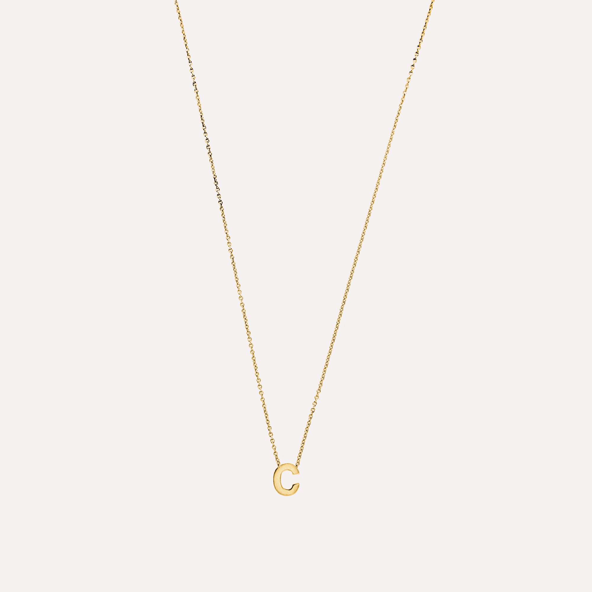 Colar letra inicial em prata