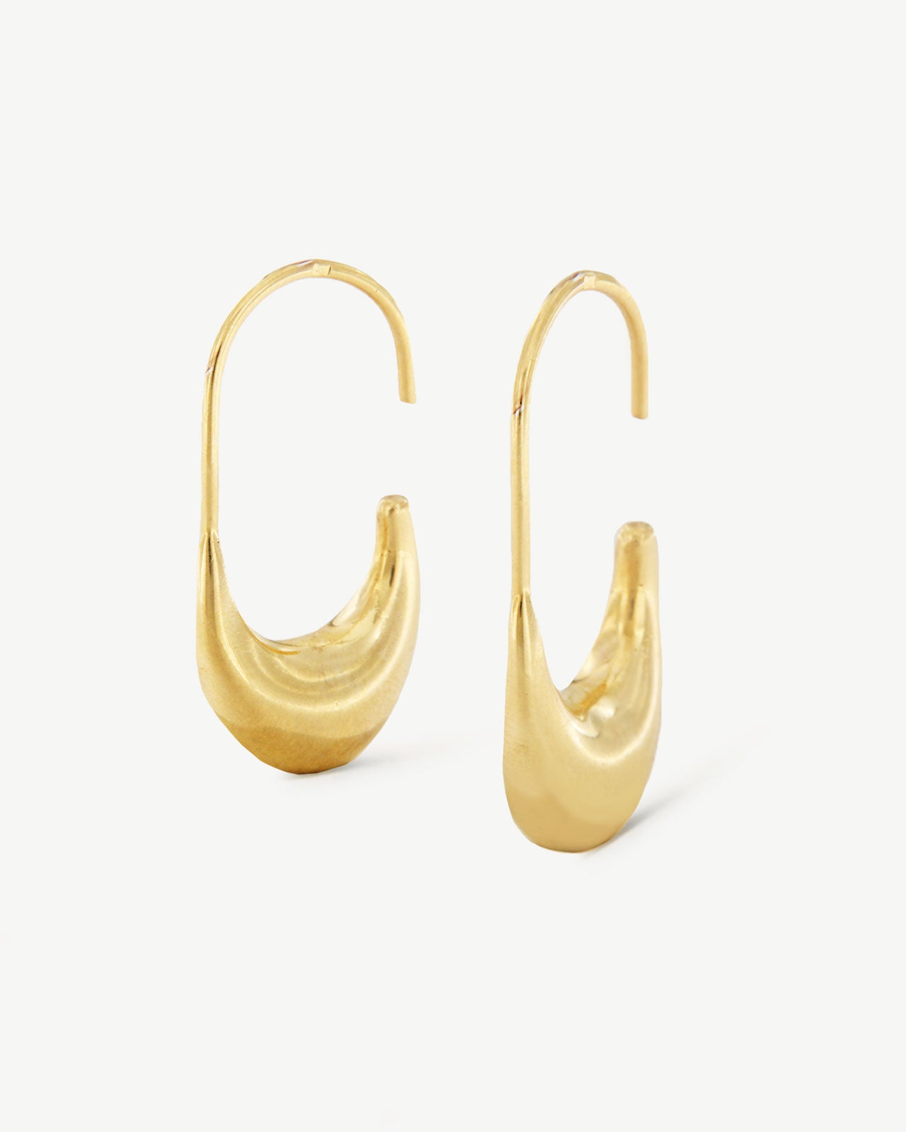 Brincos abertos dourados