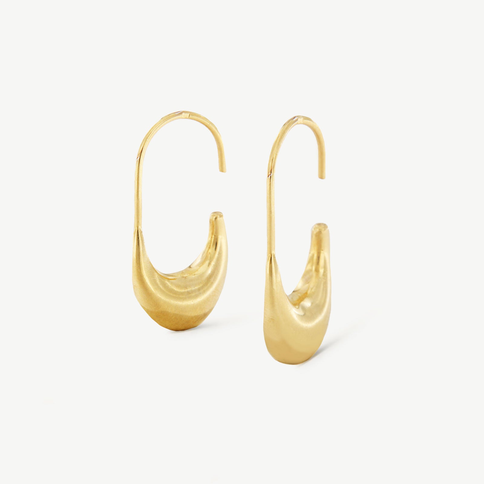 Brincos abertos dourados