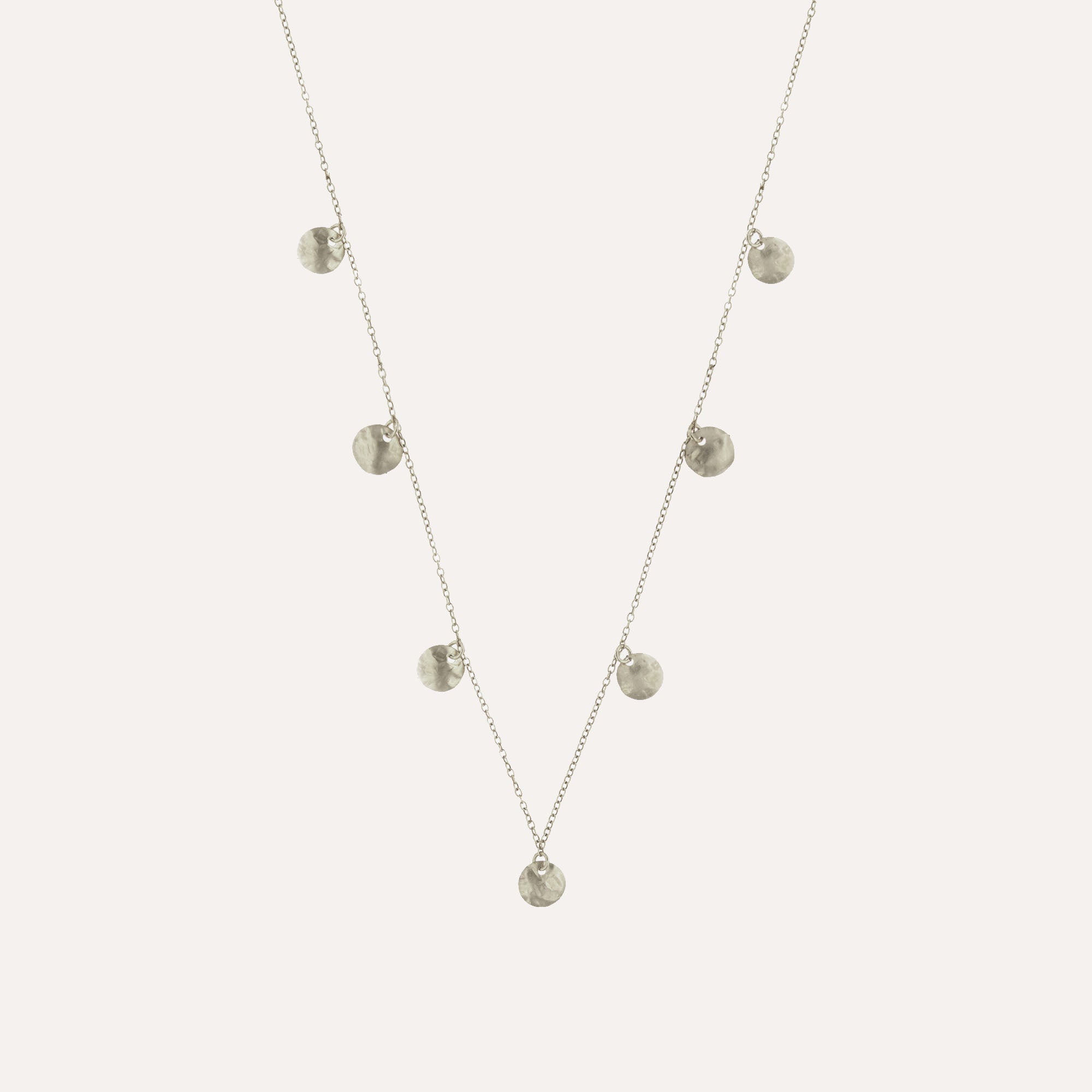 Colar em prata 945 e banho de ouro 18K ou ródio com medalhas pendentes redondas