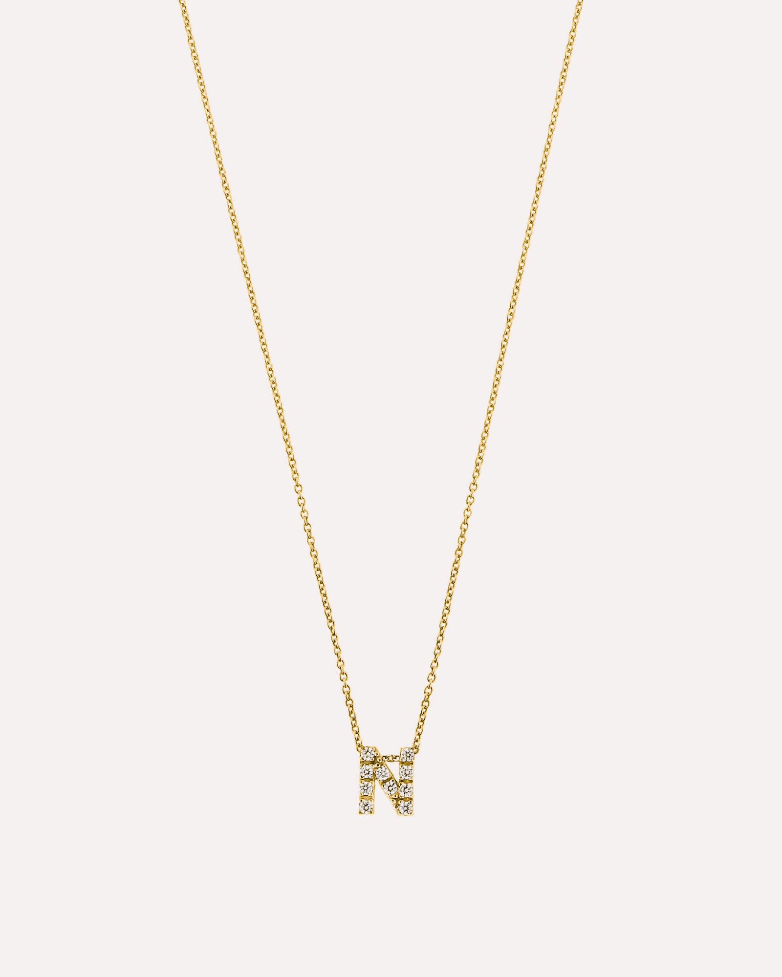 Colar letra inicial em prata