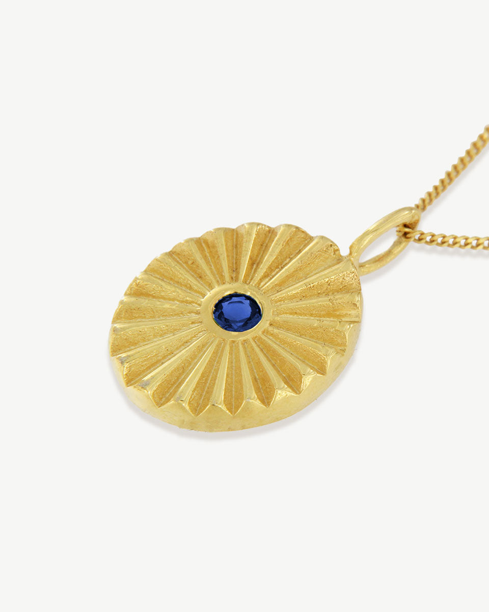 Colar dourado com pendente em prata 925 com banho de ouro 18K e zircónia azul