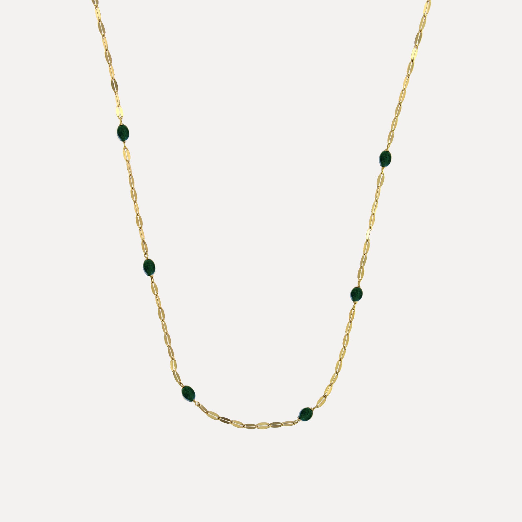 Colar em prata de lei 925 com banho de ouro 18K e pedras hidrotermais coloridas.