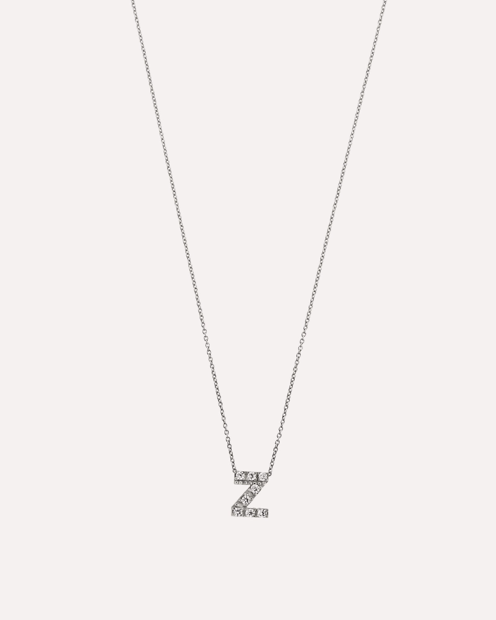 Colar letra inicial em prata