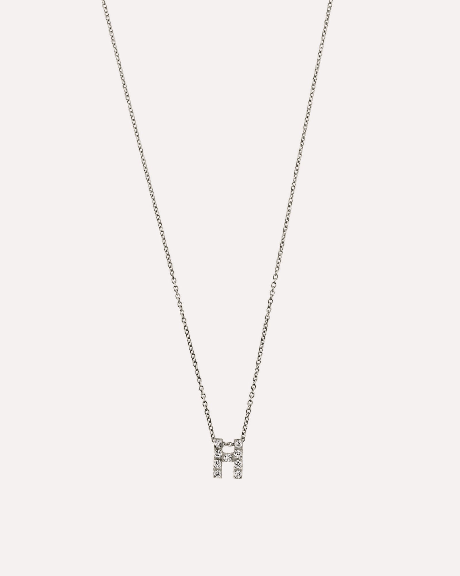 Colar letra inicial em prata