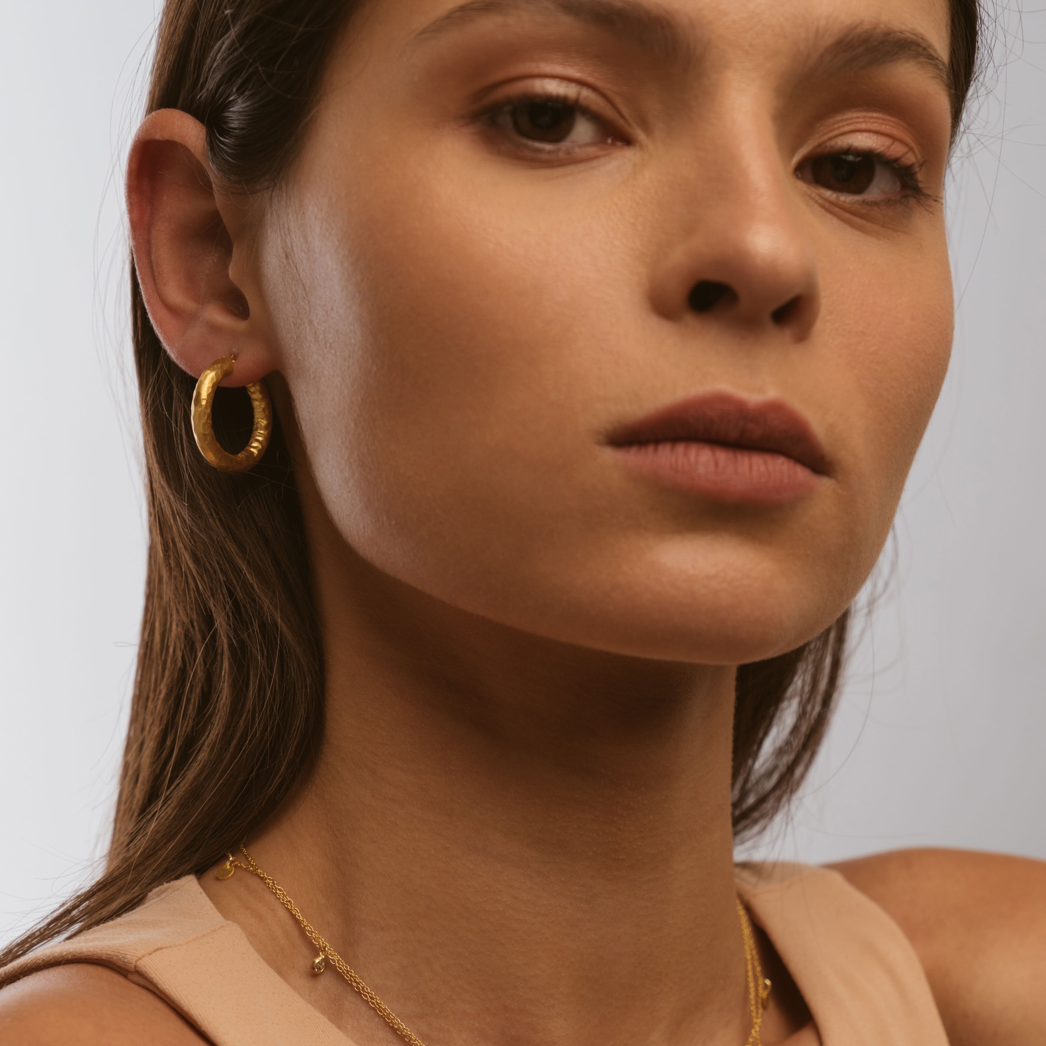 Argolas em prata 925 com banho de ouro 18K ou ródio. em modelo