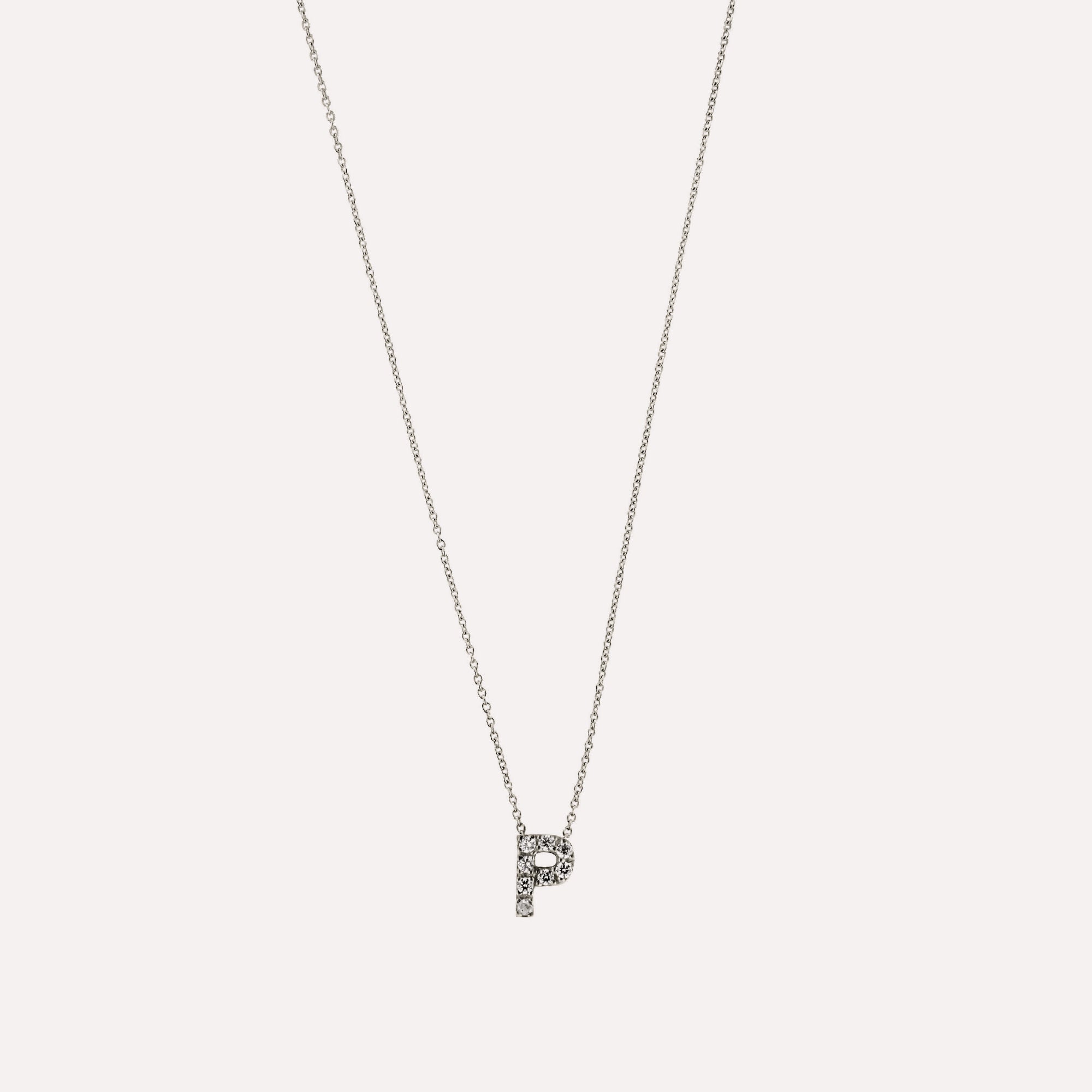 Colar letra inicial em prata