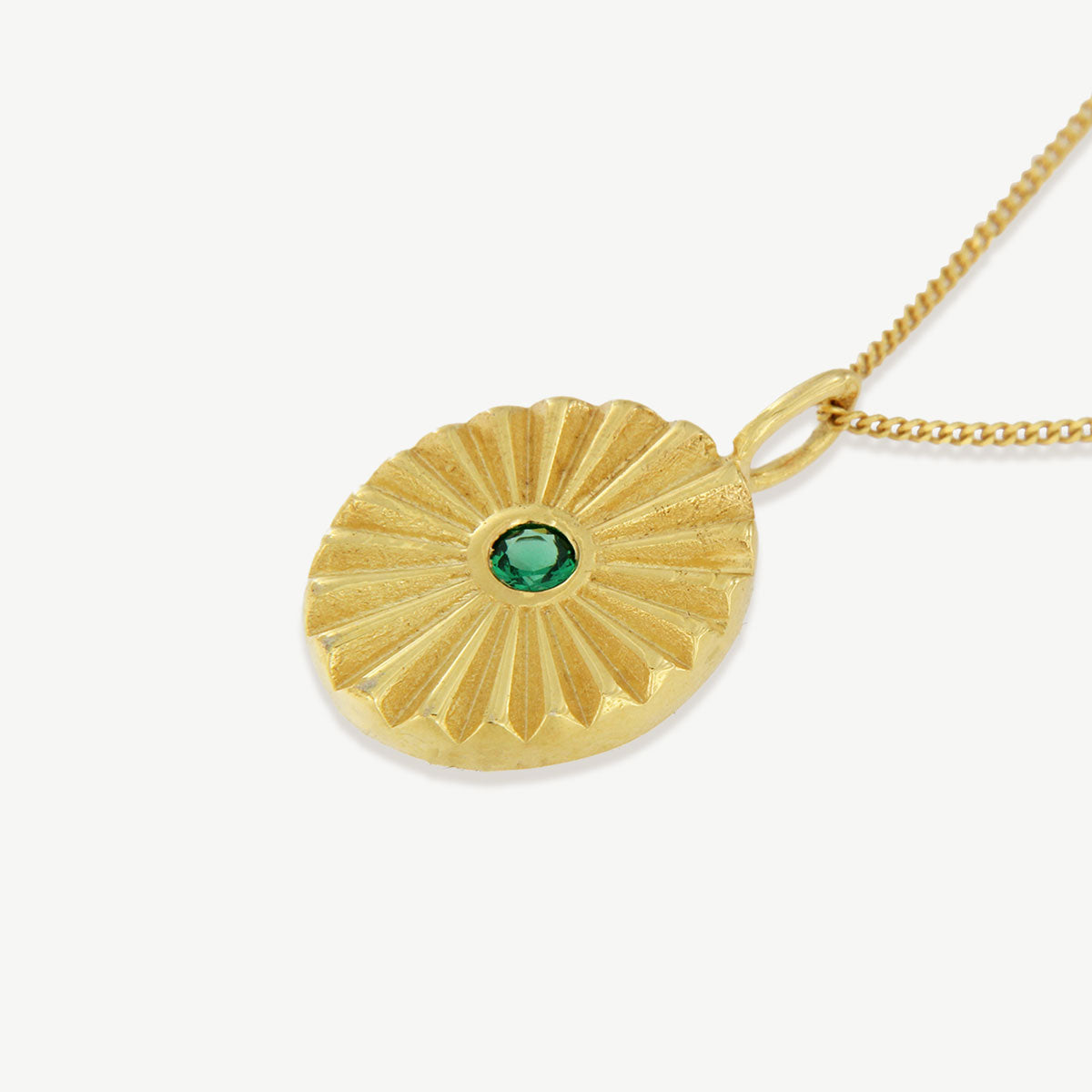 Colar dourado com pendente em prata 925 com banho de ouro 18K e zircónia verde