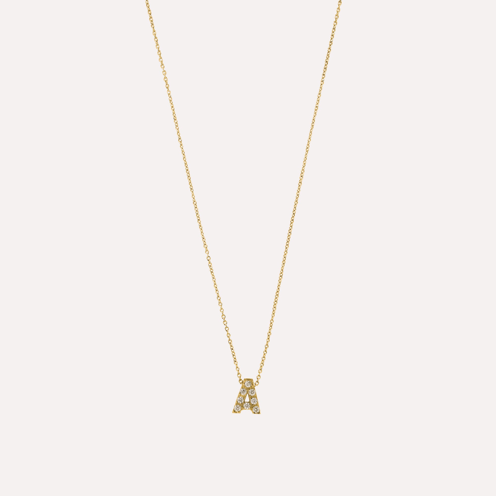 Colar letra inicial em prata