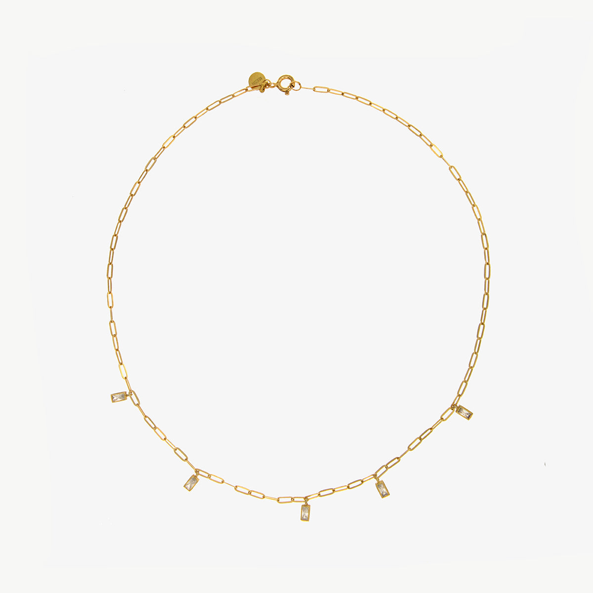 Colar dourado com pendentes em zirconia